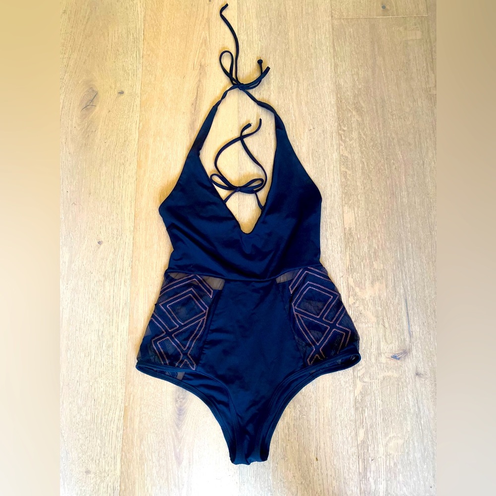Adorable black one piece bathing suit, full bottom,, great condition